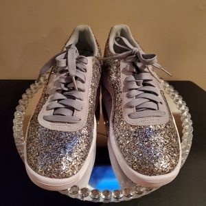 Womens Pumas Silver Sparkly Sneakers